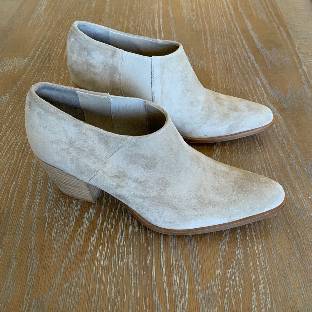 Vince Italian Suede Leather Ankle Beige Booties